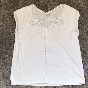 3 for $25 EUC Susina  cream short sleeve top